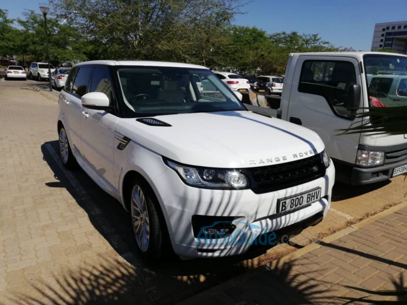 Land Rover Range Rover Supercharger in Botswana