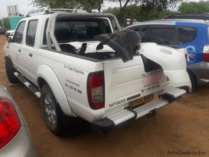 Nissan Hardbody D/C NP 300 in Botswana