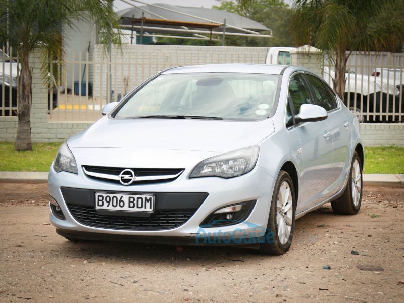 Opel Astra 1.4 Turbo  in Botswana