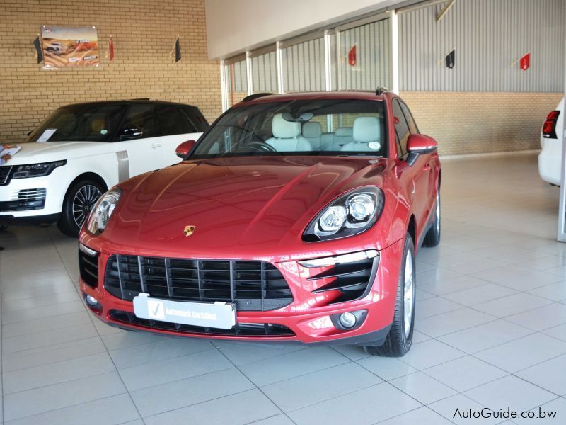 Porsche Macan S in Botswana