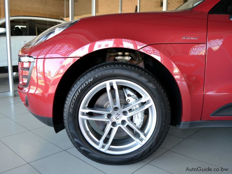 Porsche Macan S in Botswana