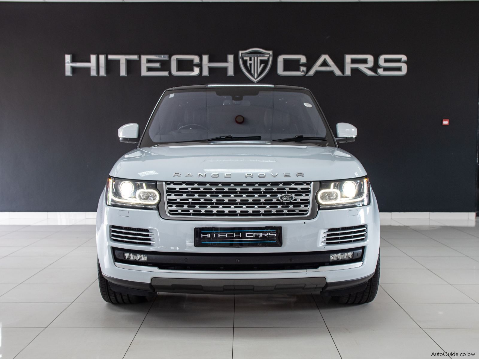 Range Rover Vogue SE SD V8 in Botswana