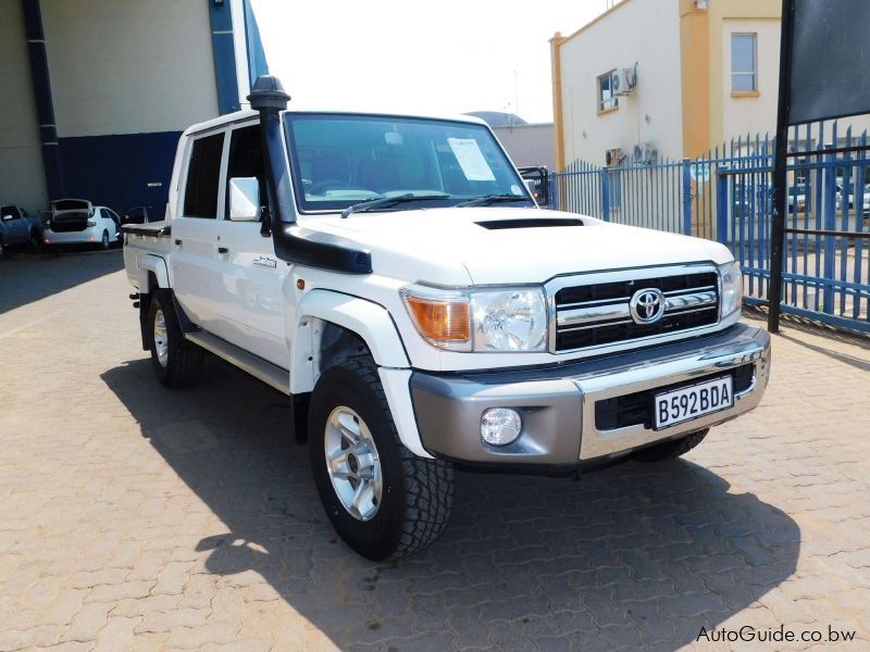 Toyota Land Cruiser V8 in Botswana