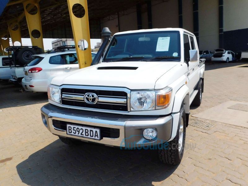 Toyota Land Cruiser V8 in Botswana