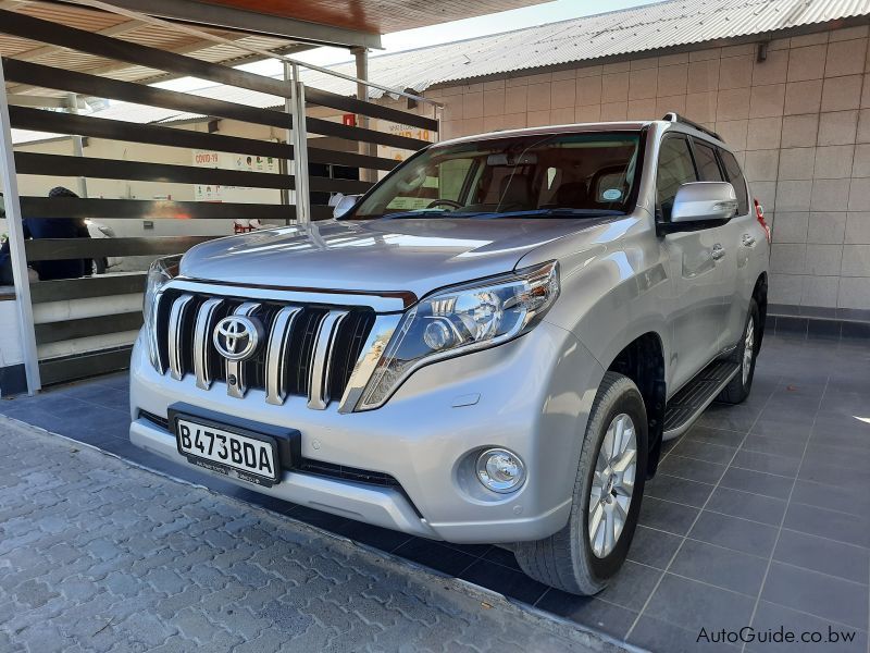 Toyota Prado 3.0 D4D VX A/T in Botswana