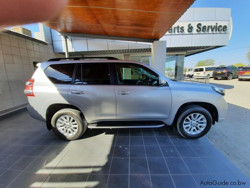 Toyota Prado 3.0 D4D VX A/T in Botswana