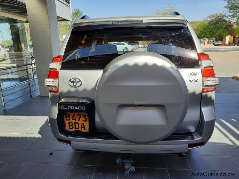 Toyota Prado 3.0 D4D VX A/T in Botswana