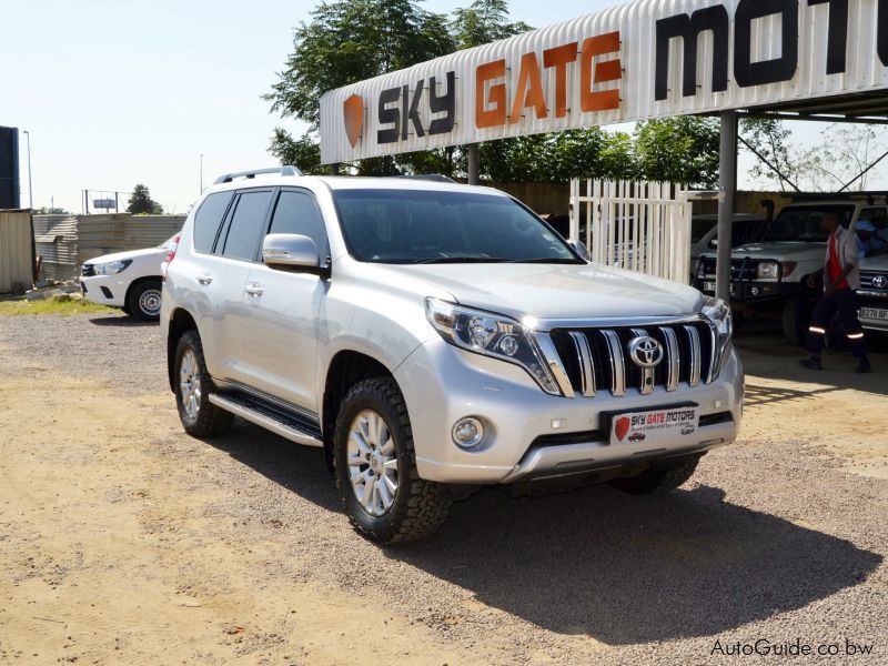 Toyota Prado VX in Botswana