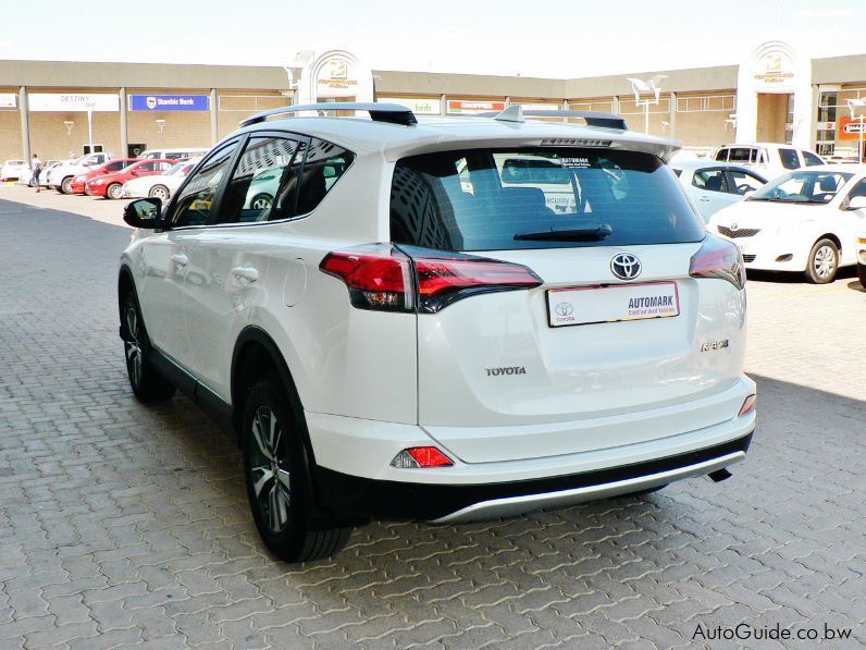 Toyota Rav 4  in Botswana