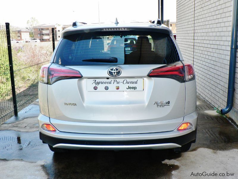 Toyota Rav4 in Botswana