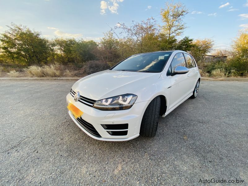 Volkswagen Golf 7 R in Botswana