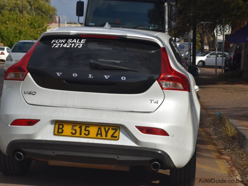 Volvo V40 T4 in Botswana