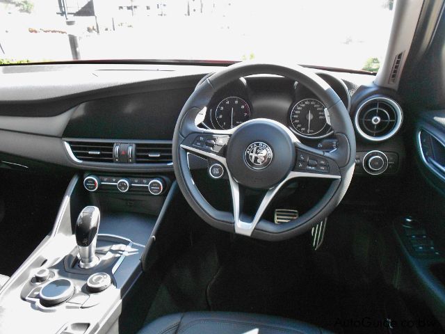 Alfa Romeo Giulia Super in Botswana
