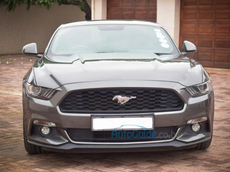 Ford Mustang Ecoboost 2.6 in Botswana