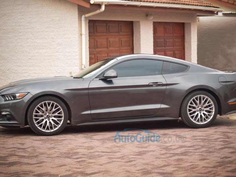 Ford Mustang Ecoboost 2.6 in Botswana