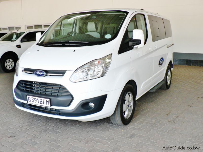 Ford Tourneo Custom Bus in Botswana