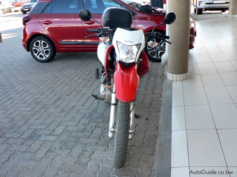 Honda XR125 L in Botswana