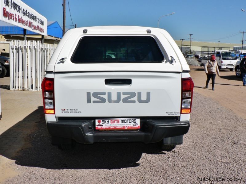 Isuzu KB250 DTeq in Botswana