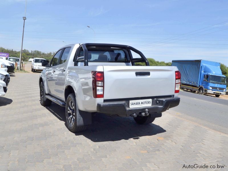 Isuzu KB250 X-Rider in Botswana