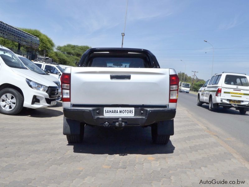 Isuzu KB250 X-Rider in Botswana