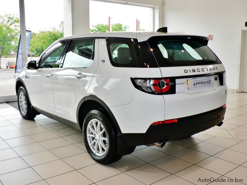 Land Rover Discovery Sport i4 S in Botswana