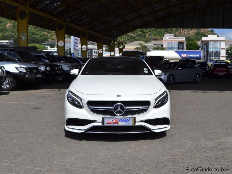 Mercedes-Benz S63 AMG V8 BiTurbo in Botswana