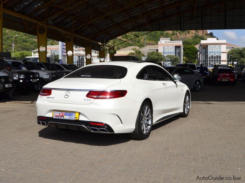 Mercedes-Benz S63 AMG V8 BiTurbo in Botswana