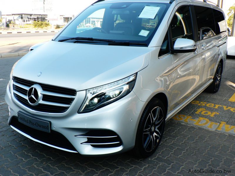 Mercedes-Benz Viano V220 D in Botswana