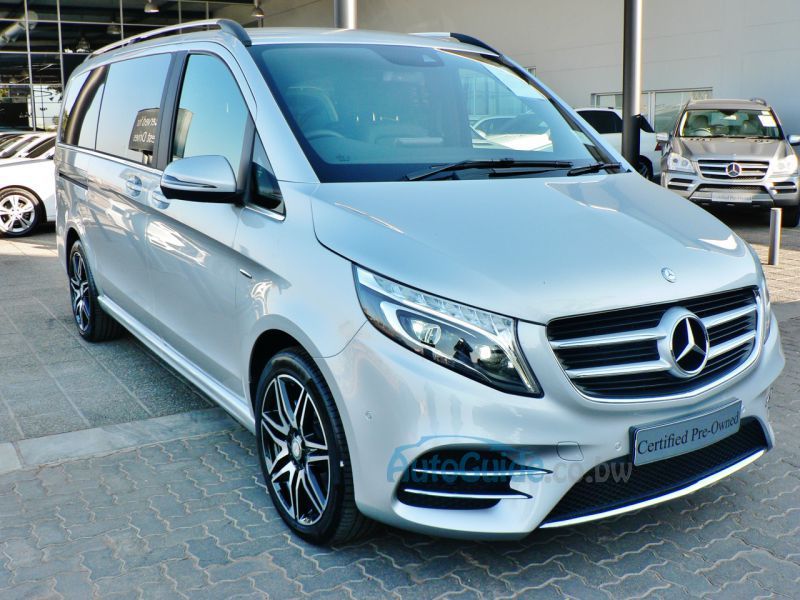 Mercedes-Benz Viano V220 D in Botswana
