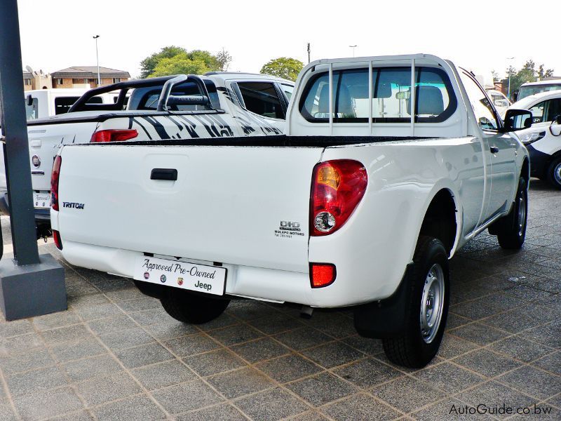 Mitsubishi Triton 2.5D  in Botswana