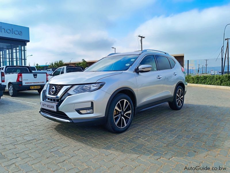 Nissan X-Trail ACENTA CVT 4x4 in Botswana