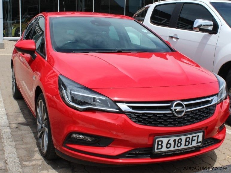 Opel Astra 1.4T in Botswana