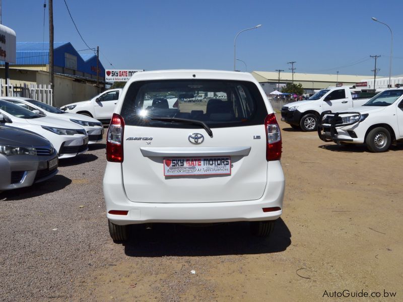 Toyota Avanza SX in Botswana