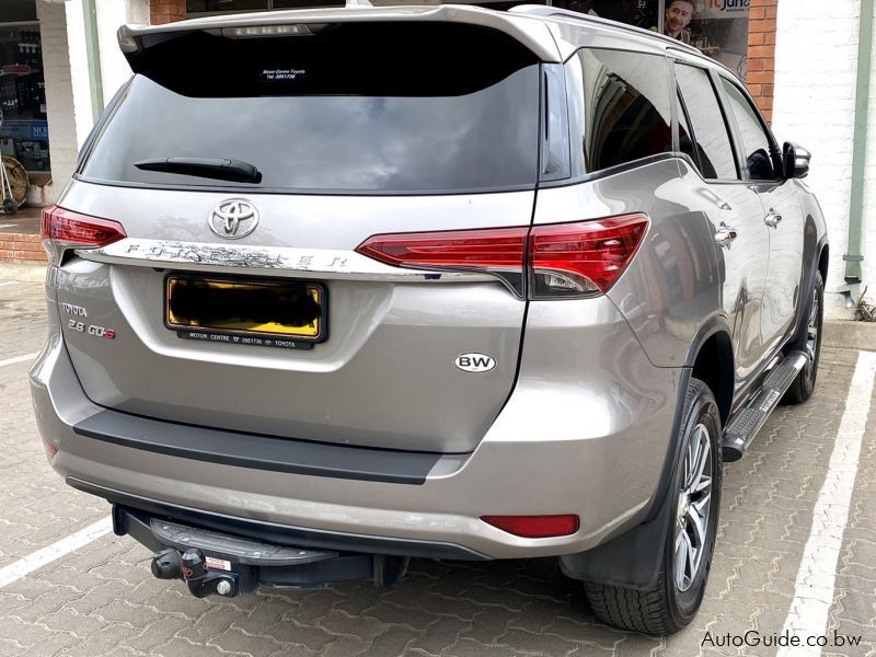 Toyota Fortuner 2.8 GD-6 RB 6AT in Botswana