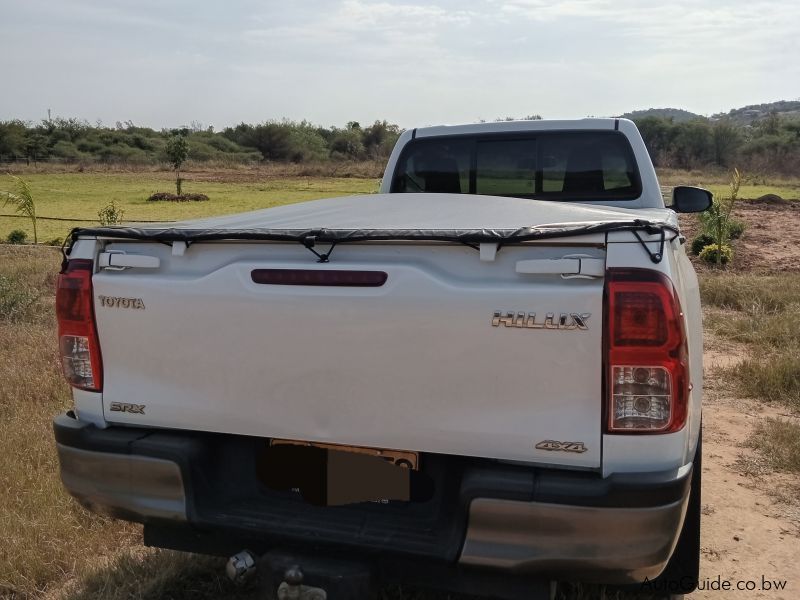 Toyota Hilux 2.4 G-D6 4x4 in Botswana