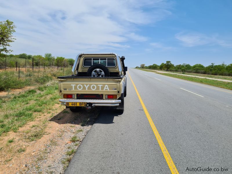 Toyota Land cruiser V8 in Botswana