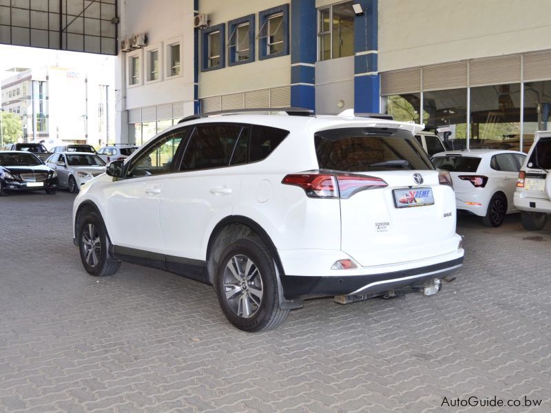 Toyota Rav4 in Botswana