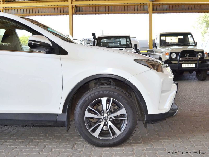 Toyota Rav4 in Botswana