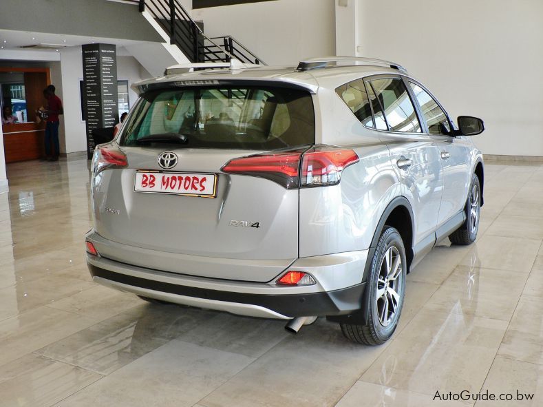 Toyota Rav4 in Botswana