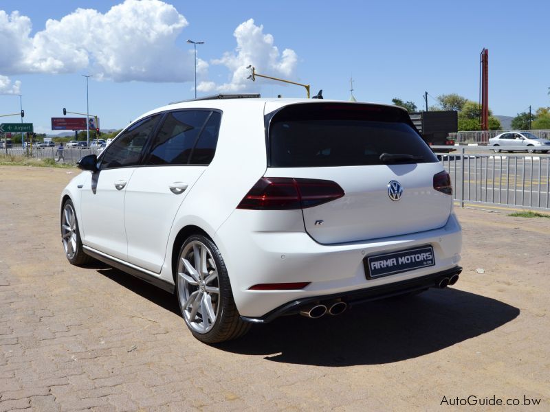 Volkswagen Golf 7.5 R in Botswana