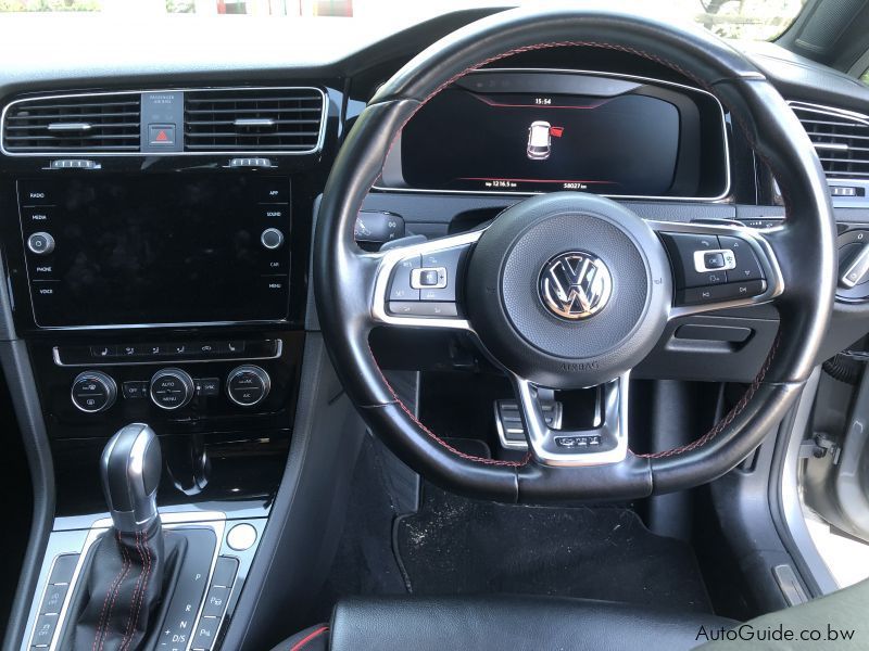 Volkswagen Golf GTI 7.5 in Botswana