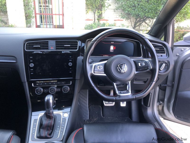 Volkswagen Golf GTI 7.5 in Botswana