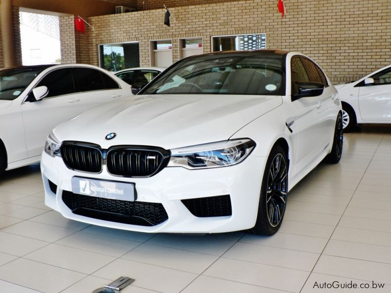 BMW M5 FO2 V8 in Botswana