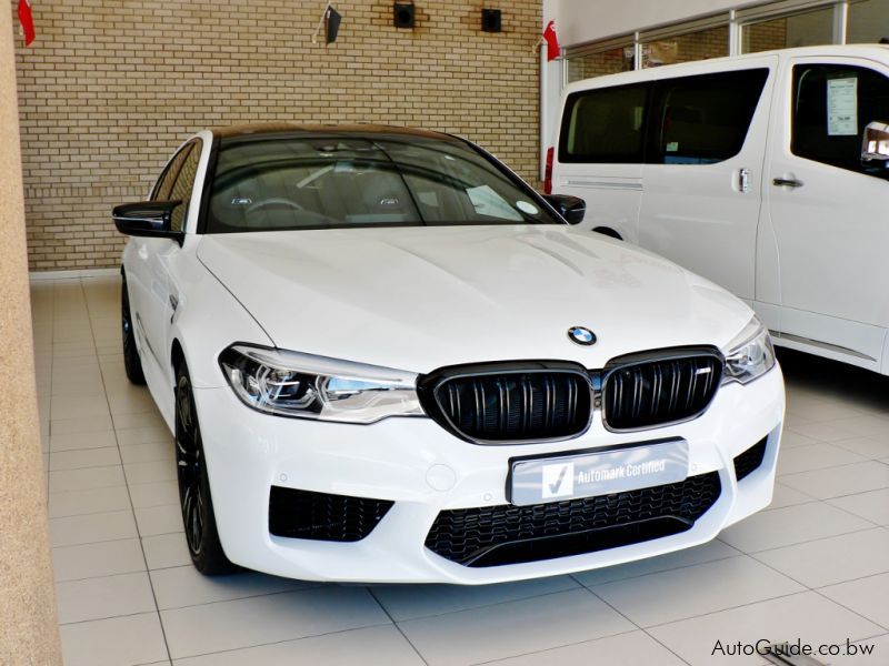 BMW M5 FO2 V8 in Botswana