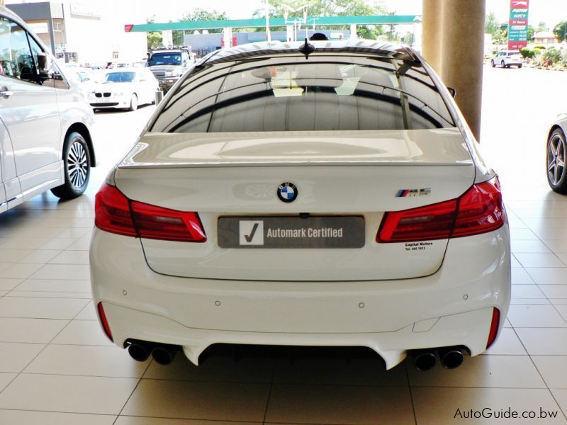 BMW M5 FO2 V8 in Botswana