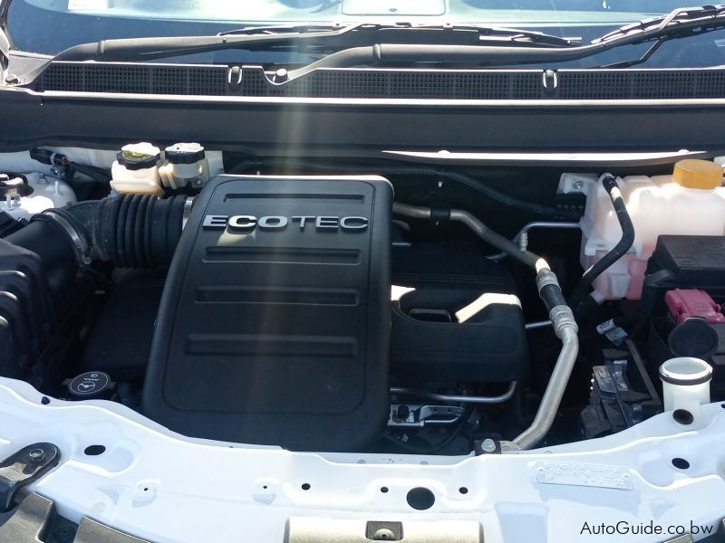 Chevrolet Captiva 2.4LT in Botswana