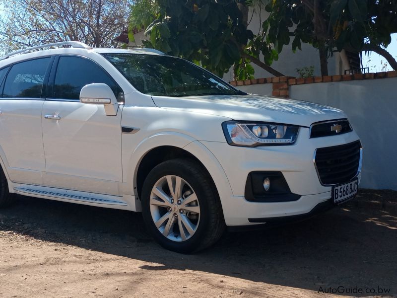 Chevrolet Captiva 2.4LT in Botswana