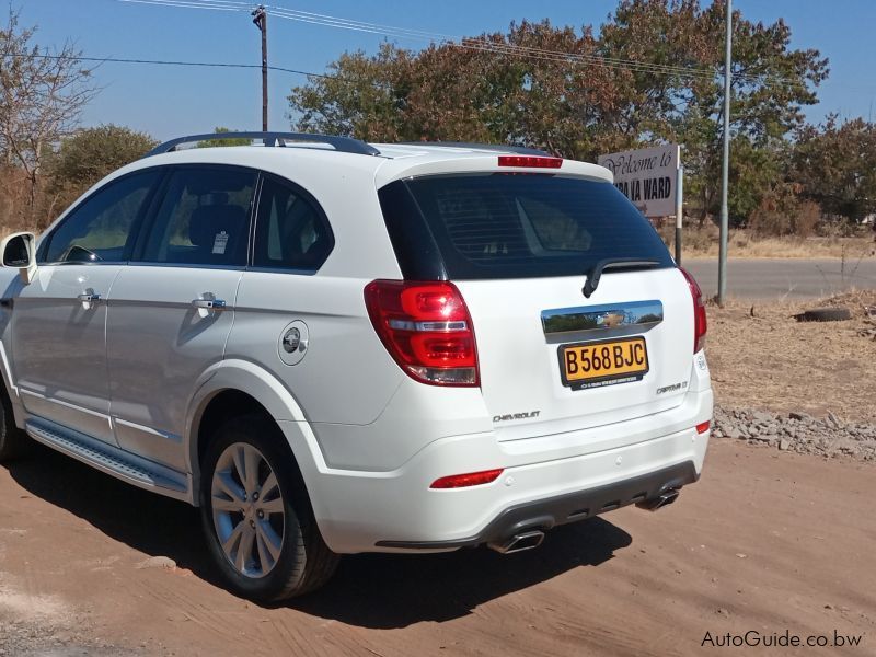 Chevrolet Captiva 2.4LT in Botswana