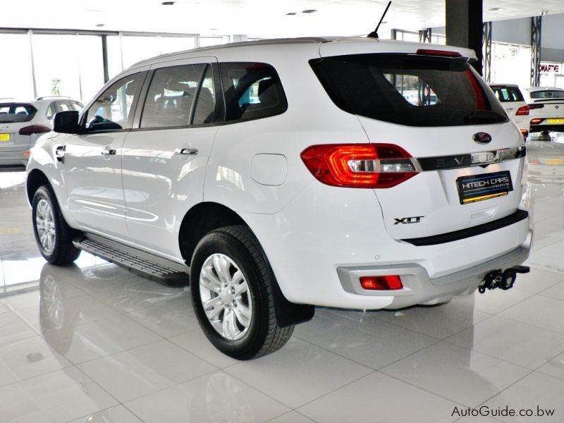 Ford Everest XLT in Botswana