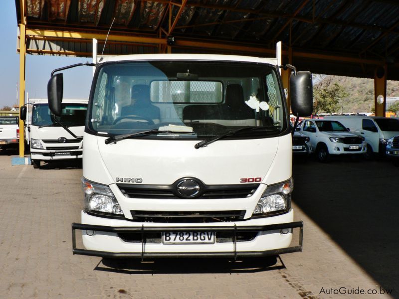 Hino 300 in Botswana